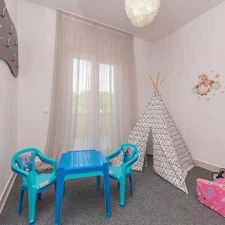 Villa Mande With Great Pool *